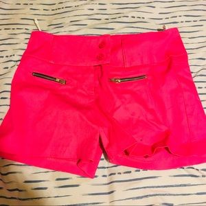 Hot pink size L Lakubo shorts new